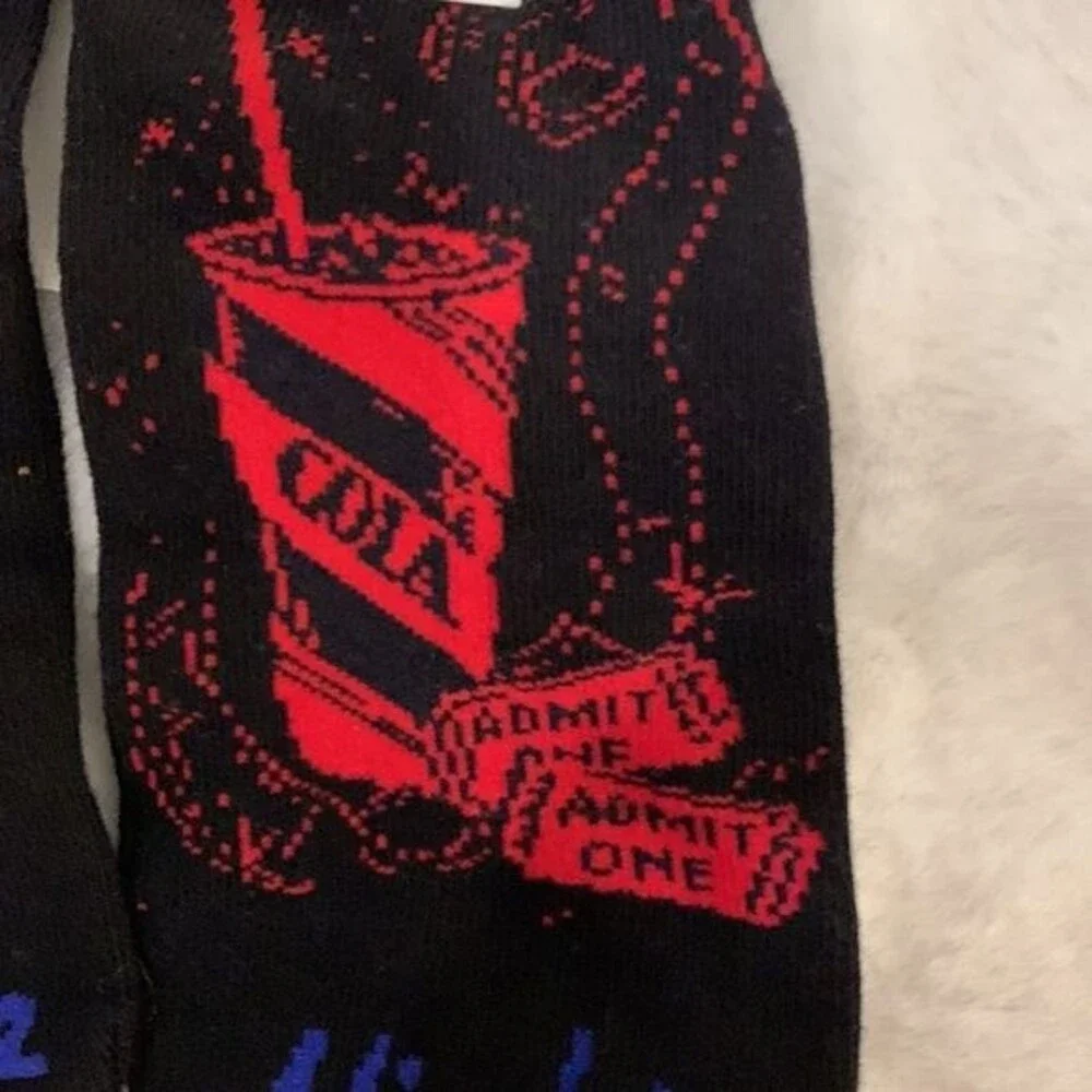 NWT HUE Movie 🎥 Night Socks